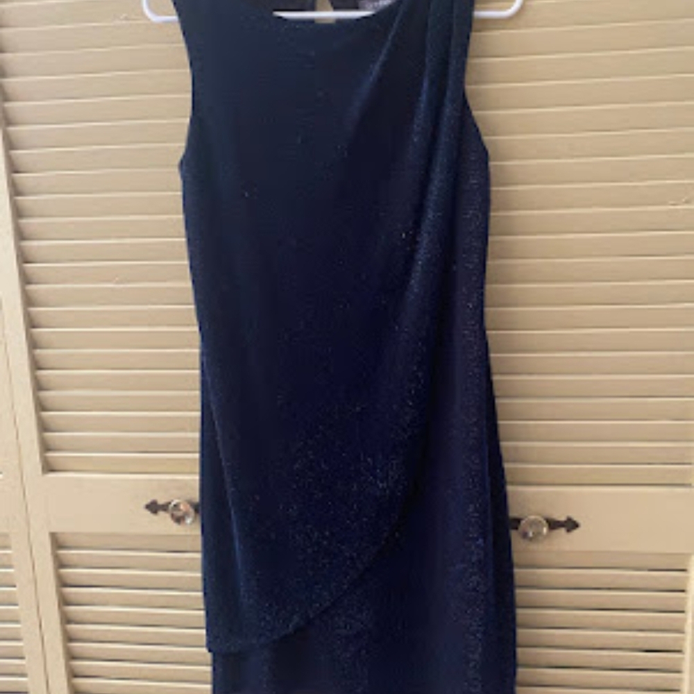 Elegant Black Sleeveless Cocktail Dress With Blue Sparkle Metallic Thread